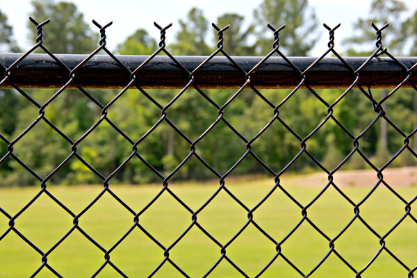 What should I pay attention to when installing the chain link fence on site