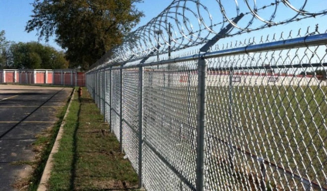 Chain link fences are mostly used for free-range sheep fences